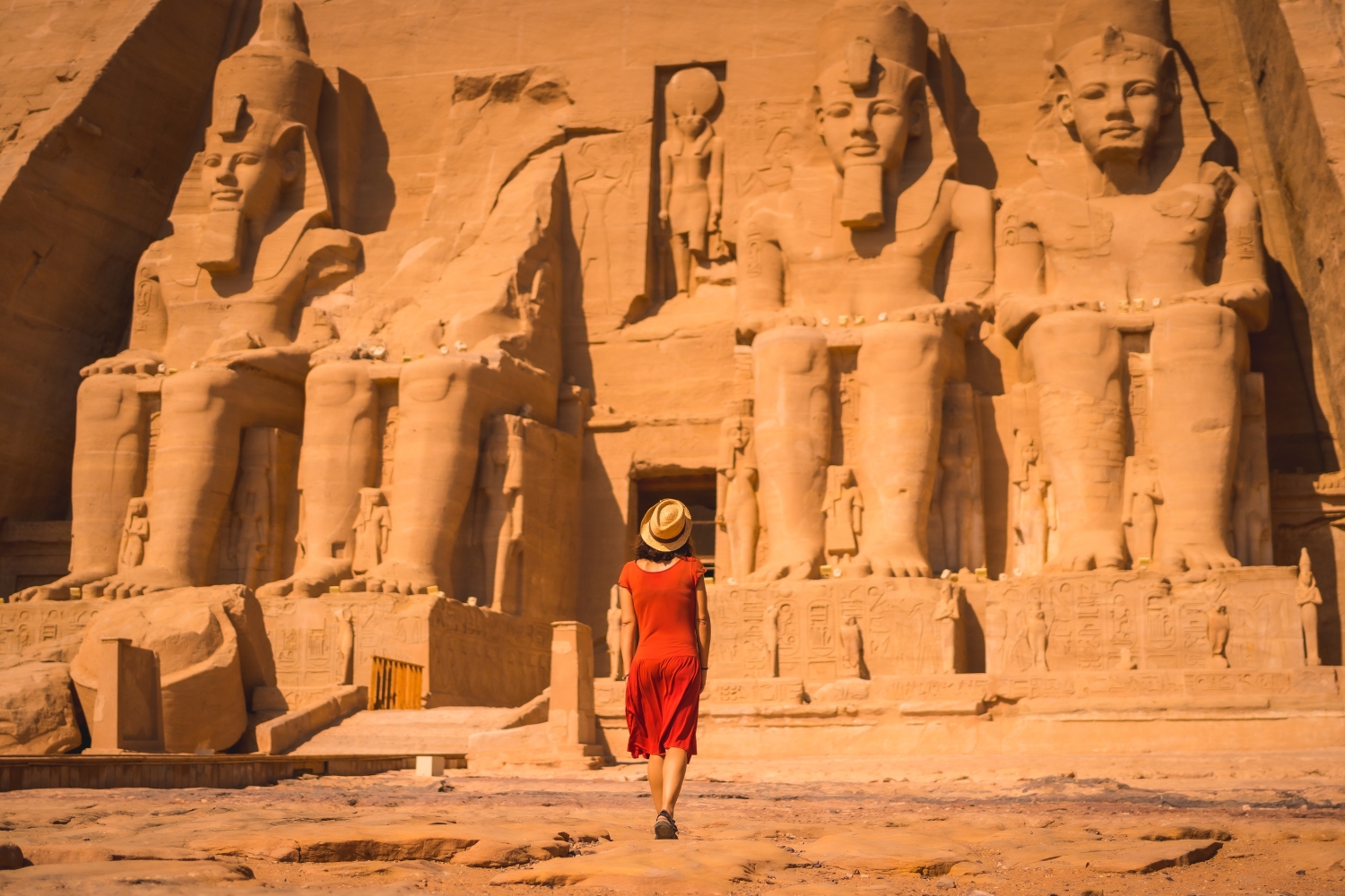 Entree du Temple Ramses II a Abou Simbel