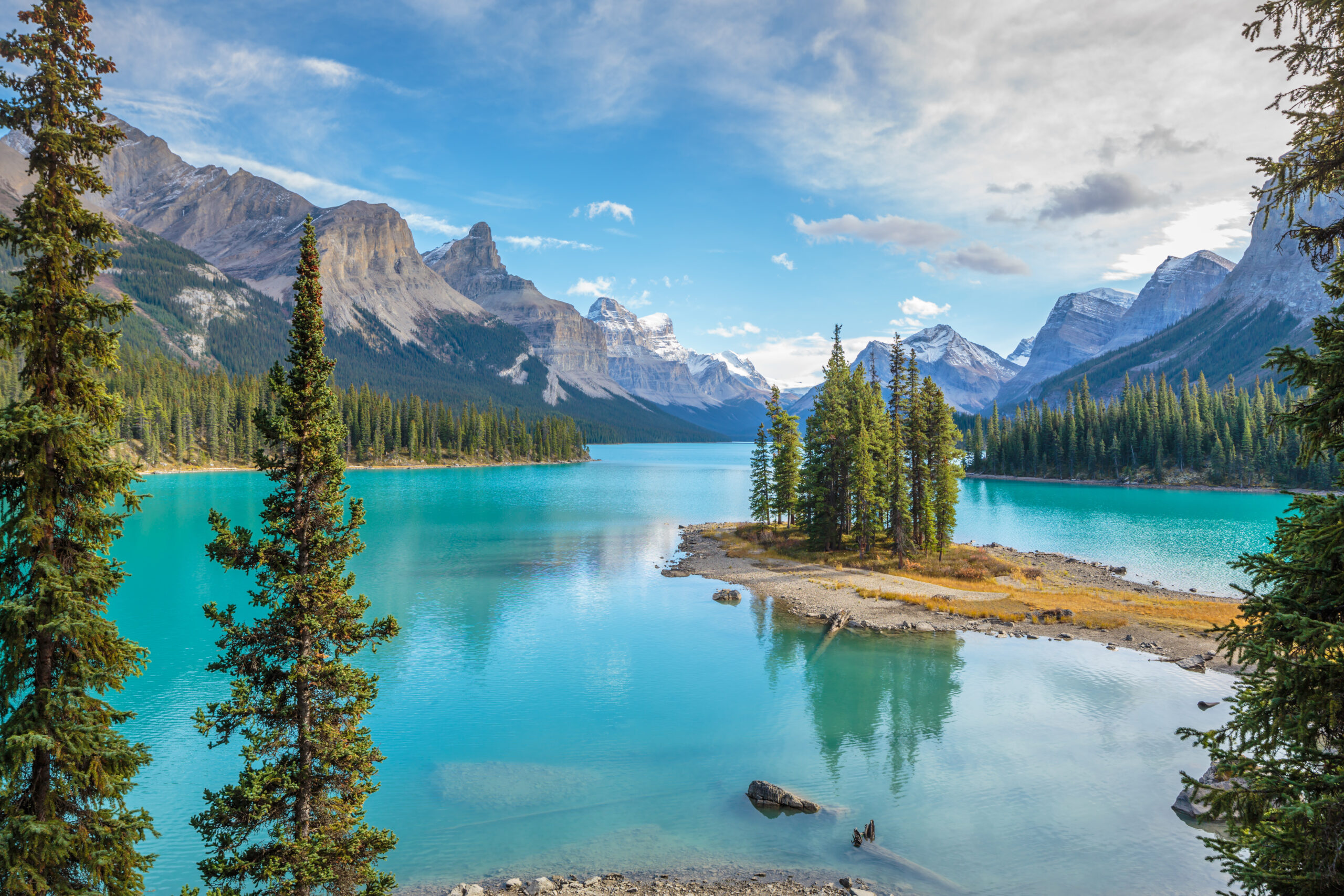 Canada YYC Nature landscapelacmontagne water turquoise S423137002 TAN scaled