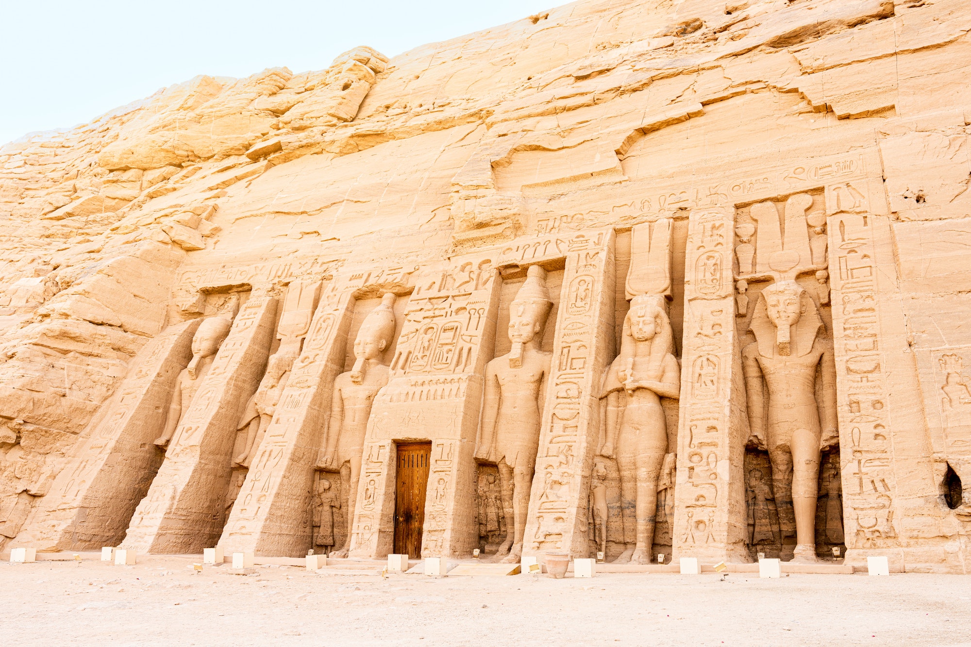 Ingresso del tempio di Nefertari ad Abu Simbel